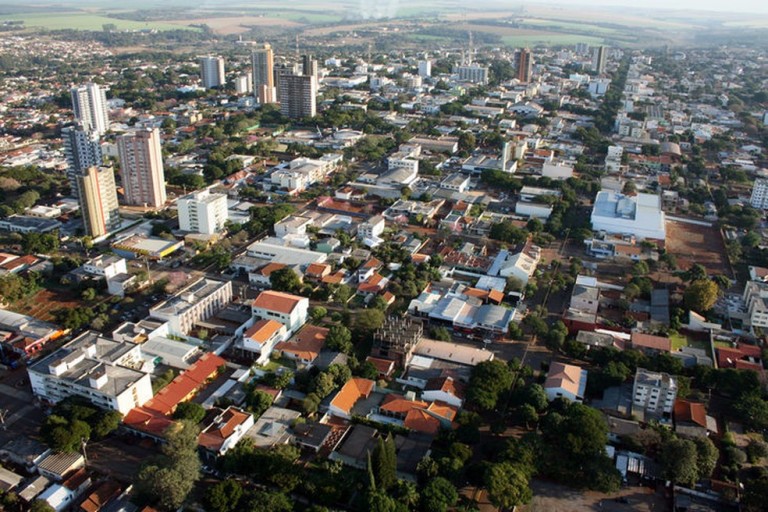 Cidades da região de Campo Mourão reabrem o comércio