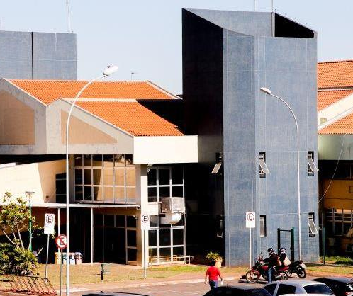 UPAs e Hospital Municipal mantêm vigilância privada