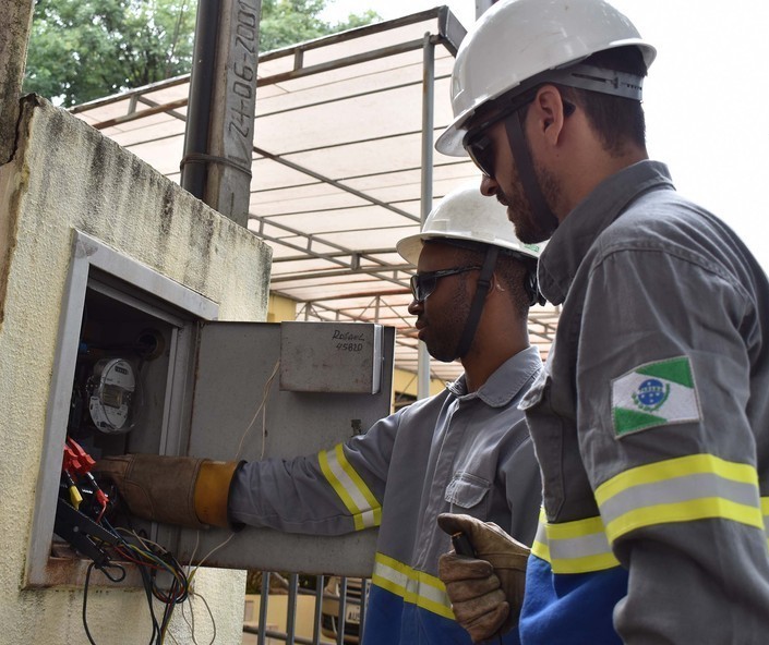 Energia elétrica: 340 ‘gatos’ foram flagrados em Maringá em 2019