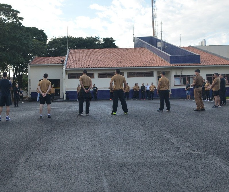 Pelotão de Serviços do 4º Batalhão da PM participou do Dia do Desafio