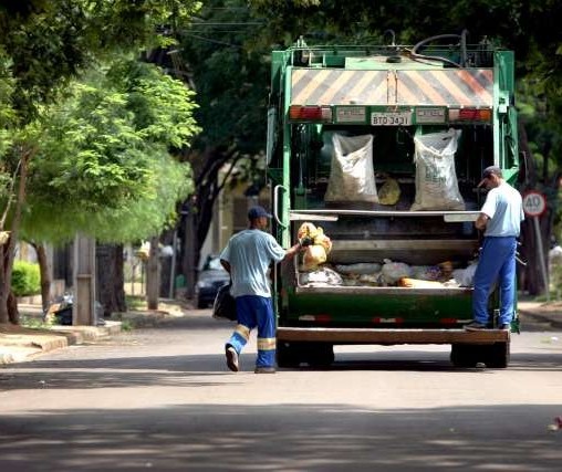 Serviços públicos de coleta e limpeza estão normais