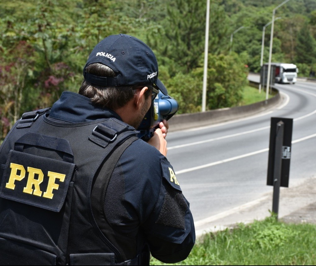 Blitz da Polícia Rodoviária Federal é divulgada em redes sociais