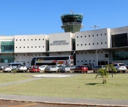 Ouvintes relatam queda de energia no aeroporto de Maringá