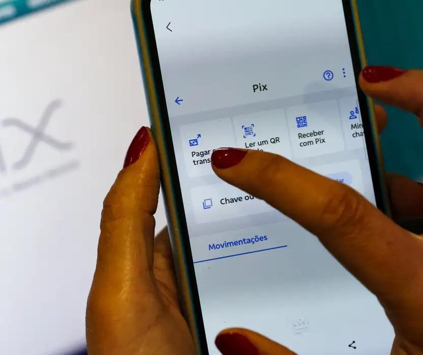 Dicas para escapar do golpe do PIX com aplicativo falso de banco
