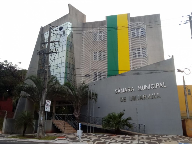 Deputado protocola na Câmara Municipal pedido de cassação do mandato do prefeito de Umuarama