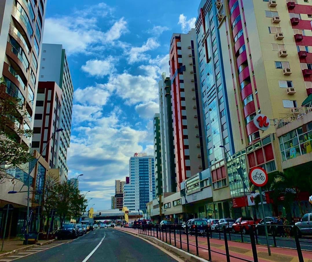 Com sol entre nuvens, Maringá tem máxima de 25°C neste sábado