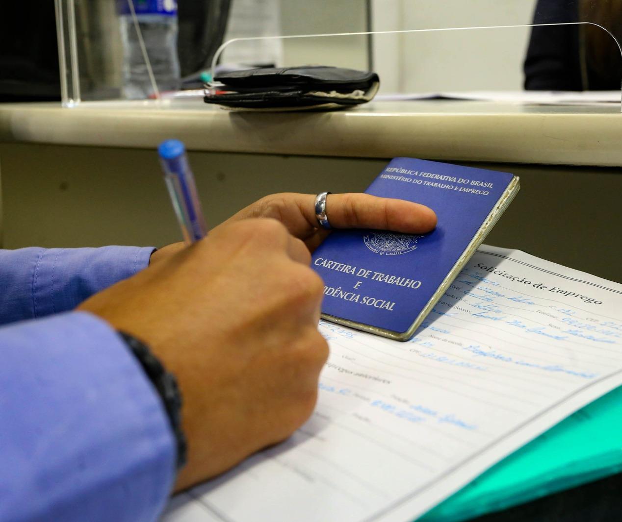 Veja as vagas de emprego em Maringá nesta segunda (15)