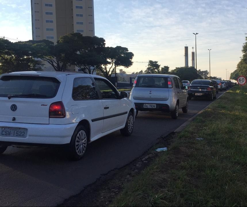 Postos de Maringá começam a receber combustíveis