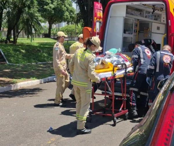 Homem de 79 anos atacado por pitbulls é transferido para o HU e permanece na UTI