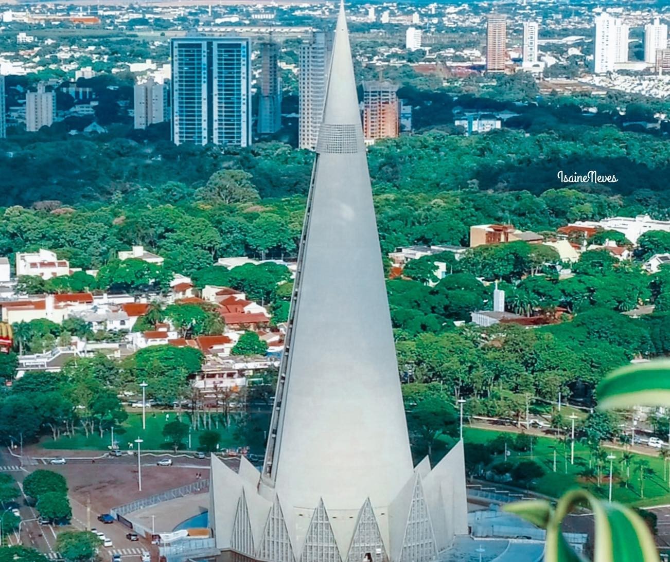 Confira a previsão do tempo para este sábado (15)