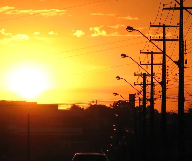 Confira dicas para diminuir o consumo de energia no verão