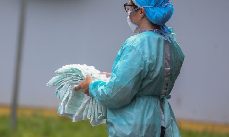 Trabalhadores da Saúde são os que mais confirmaram Covid-19 em Maringá