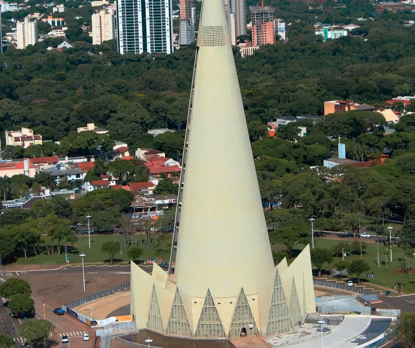 Quinta-feira de tempo firme e máxima de 23°C em Maringá