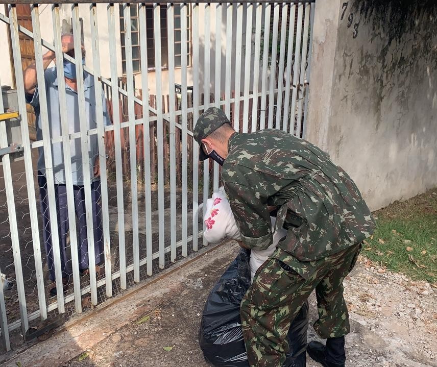 Provopar e Tiro de Guerra vão às ruas para arrecadar doações para a Campanha do Agasalho