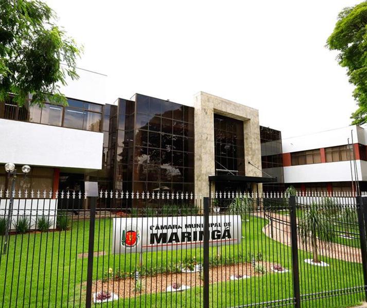 Vigia da Câmara de Maringá recebeu mais de R$ 30 mil em horas extras em abril