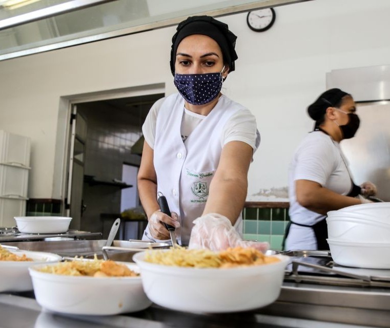 Prefeitura lança licitação para contratar empresa que irá operar quatro restaurantes populares em Maringá