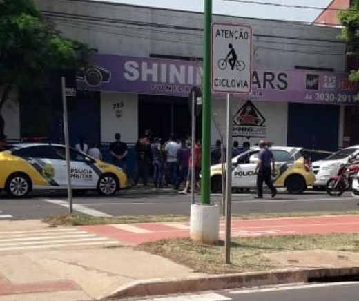 Homem é morto a tiros dentro de oficina na Avenida Carlos Borges