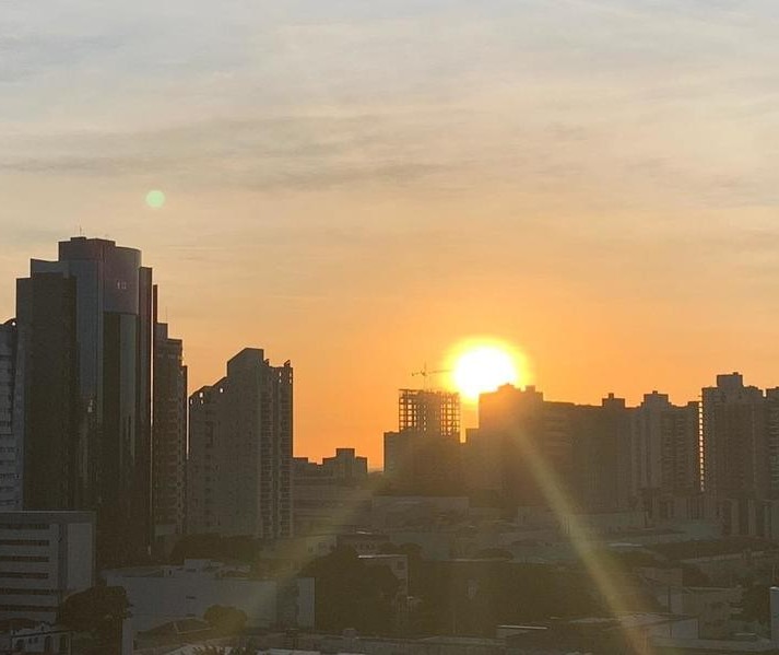 Sexta-feira deve ser quente em Maringá; saiba como fica o fim de semana