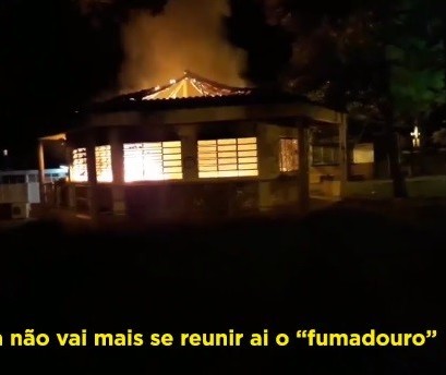  UEM apura atuação de vigilantes durante incêndio em centros acadêmicos