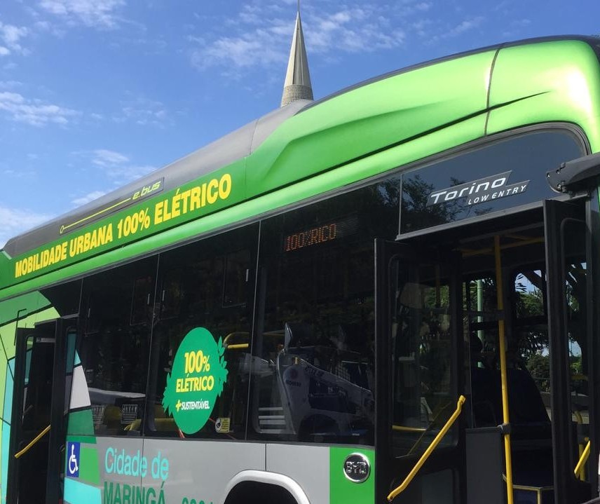 Primeiro ônibus elétrico de Maringá tem autonomia de até 250 km por dia