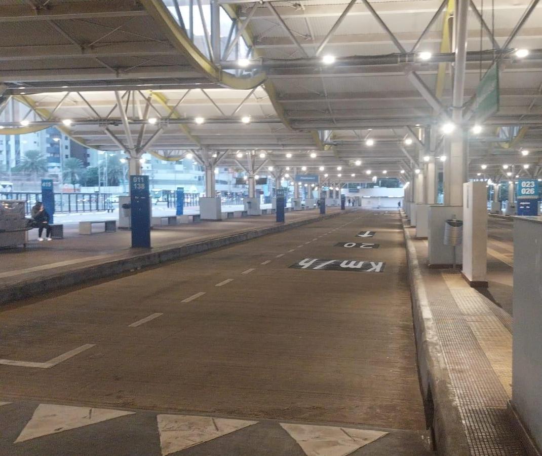 Terminal Urbano amanhece vazio no 2º dia de greve de motoristas