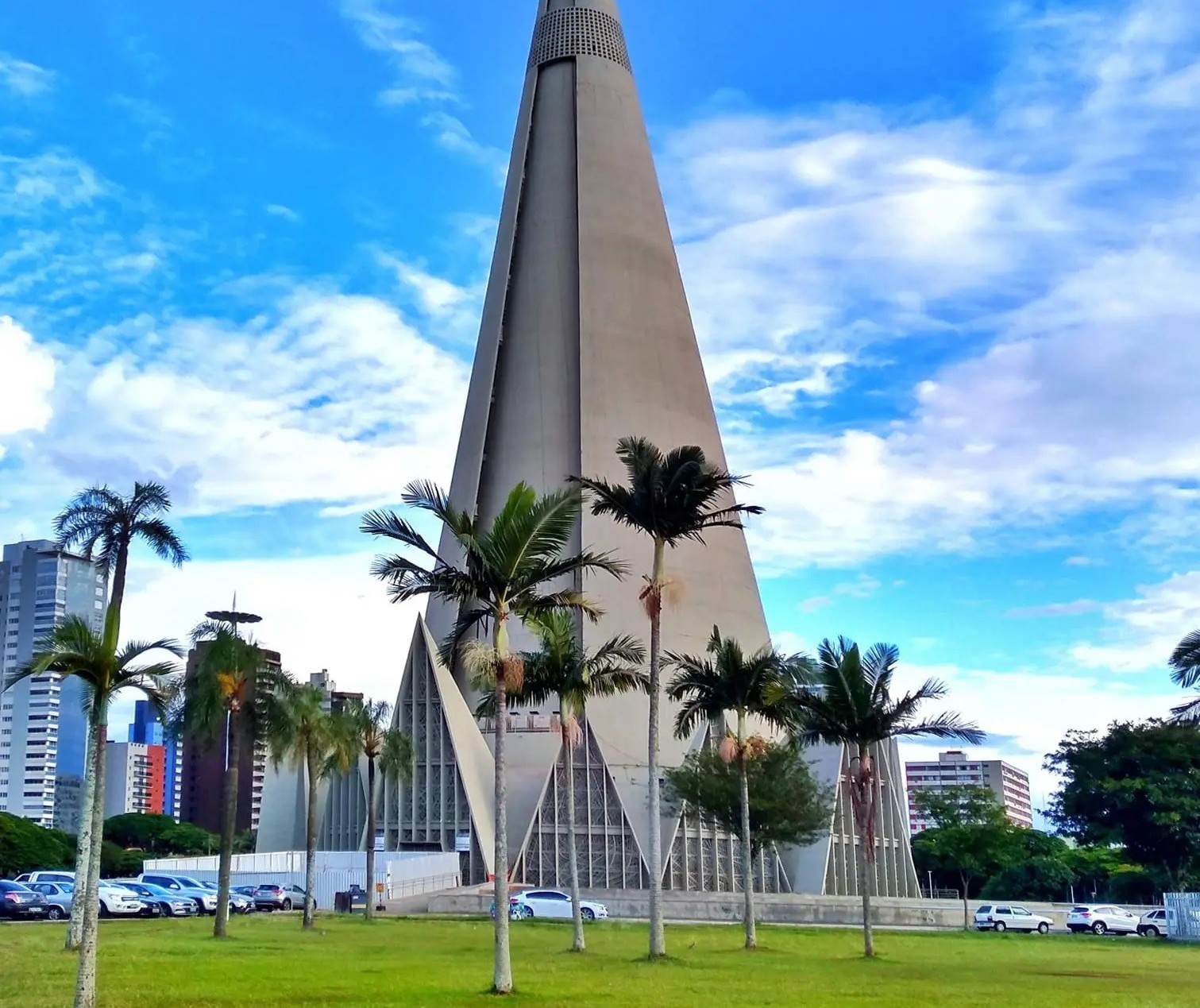 Com sol entre nuvens, Maringá terá máxima de 20 ºC nesse sábado