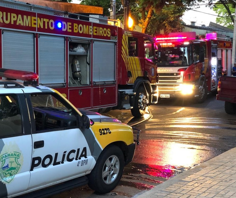 Mulher morre carbonizada durante incêndio em residência