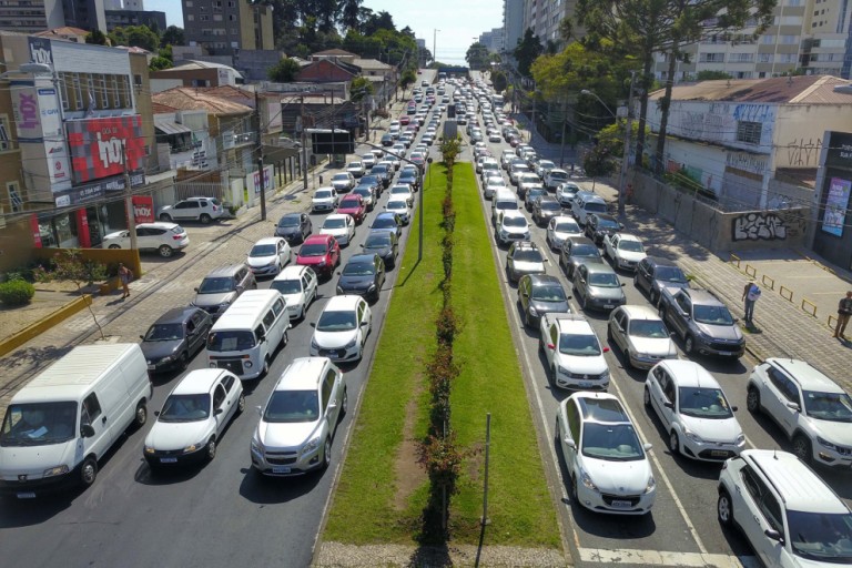 Paraná tem 145 mil veículos com restrição administrativa