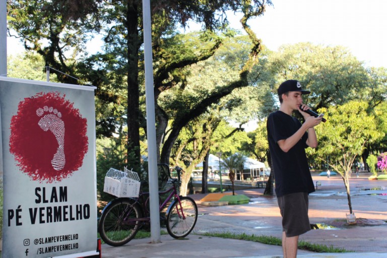 Campeonato de poesia falada chega à final em Maringá