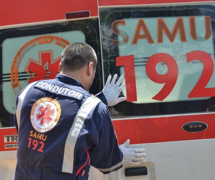 Cinco servidores do Samu de Maringá passam mal depois de ingerir suco