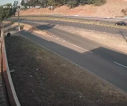 Mulher morre atropelada na BR-376