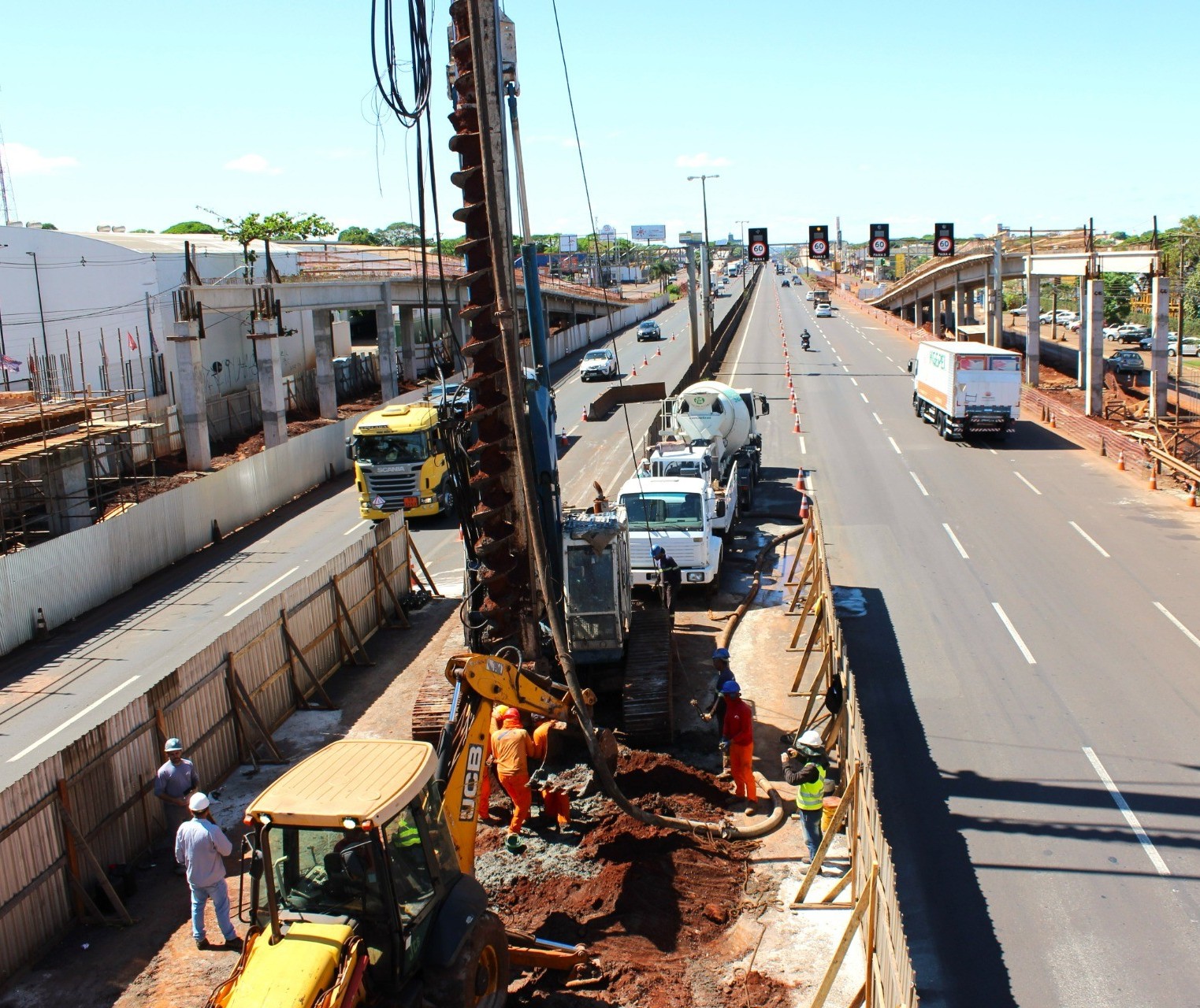 Obra de viadutos entra em nova fase com restrição de tráfego