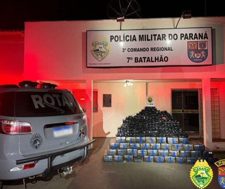 Rotam apreende quase uma tonelada de maconha em Cruzeiro do Oeste