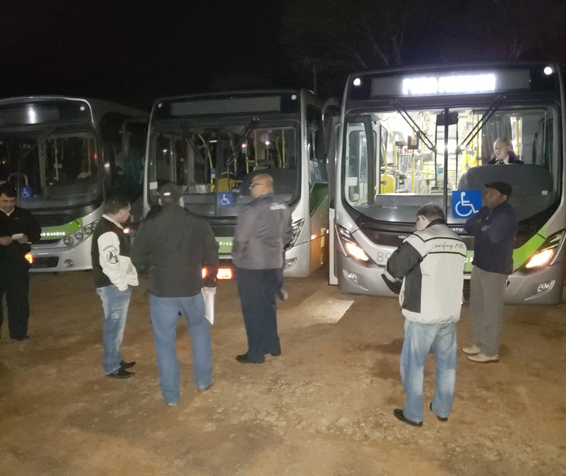 Em ação de Sindicato, ônibus metropolitanos atrasam