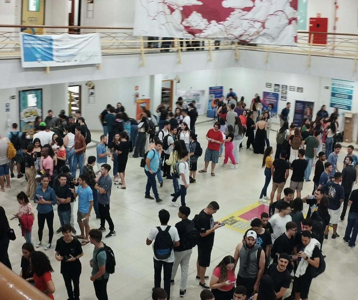 Feira de Empregabilidade abre duas mil vagas nesta quinta-feira (23)