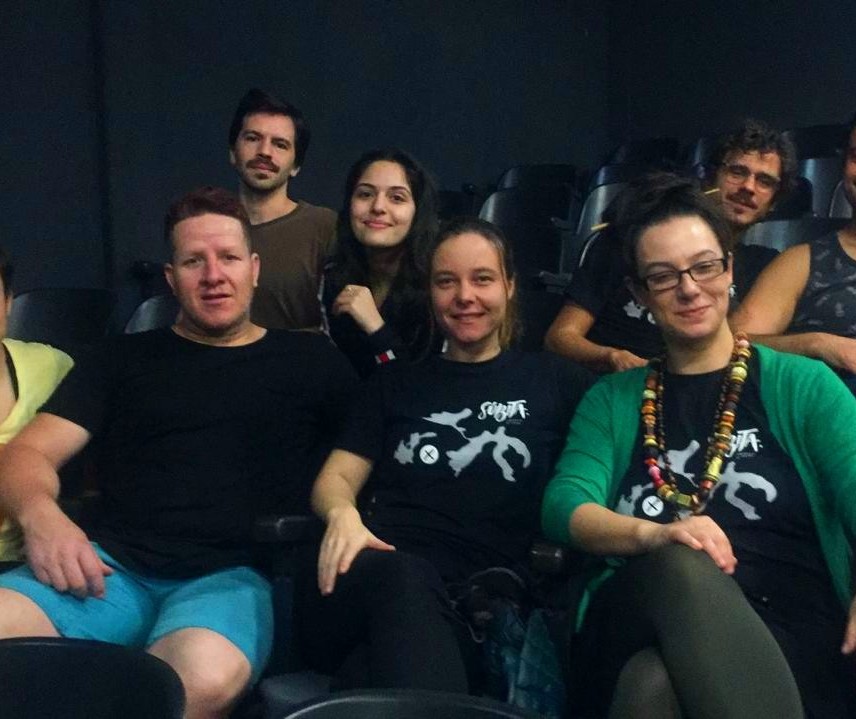 Súbita Companhia de Teatro se apresenta em Maringá com performances  sobre o corpo