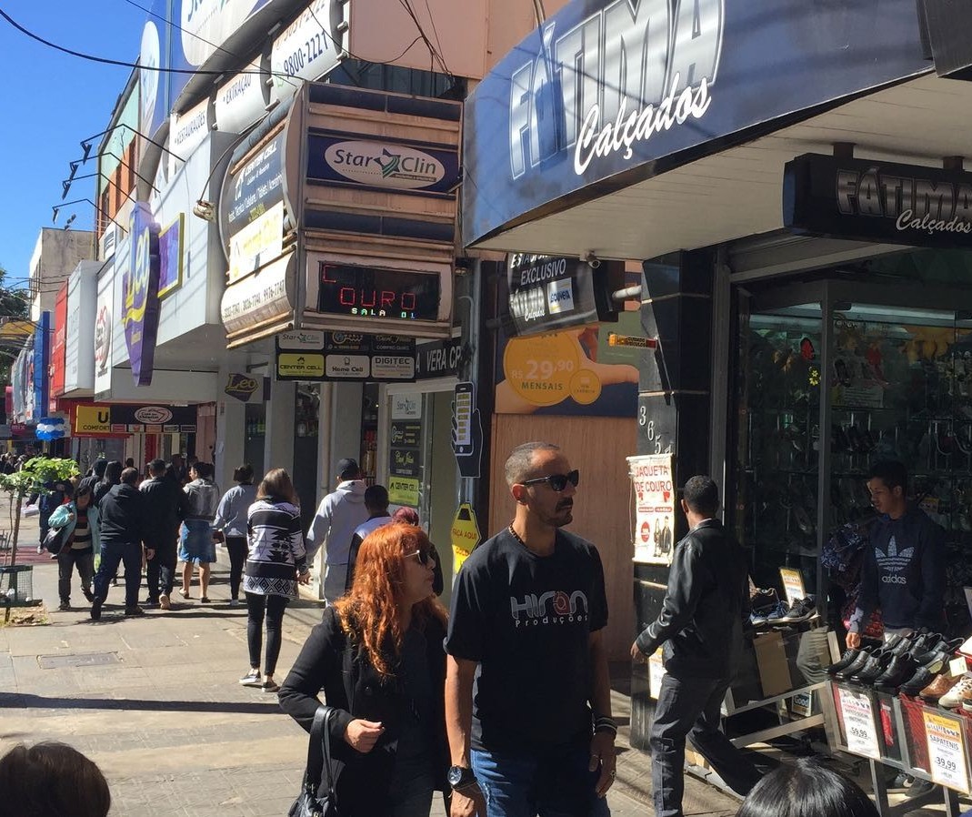 Dia dos Pais movimenta comércio em Maringá