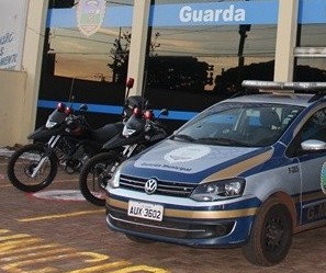 Guarda Municipal apreende motocicleta com mais de R$ 40 mil em multas em Sarandi