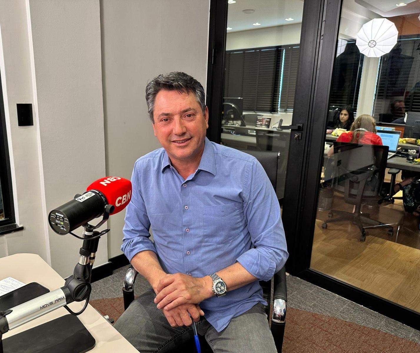 Ratinho Júnior renuncia ao cargo para se candidatar a presidente da República, diz deputado