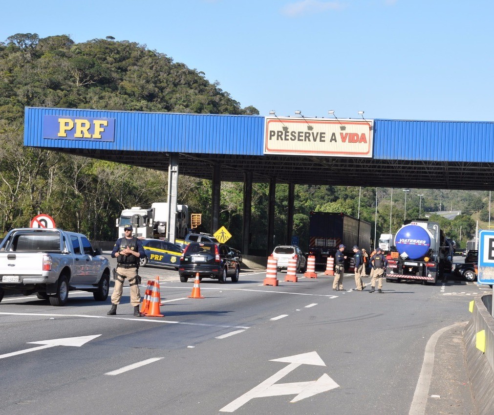 11 pessoas morreram nas estradas federais do Paraná