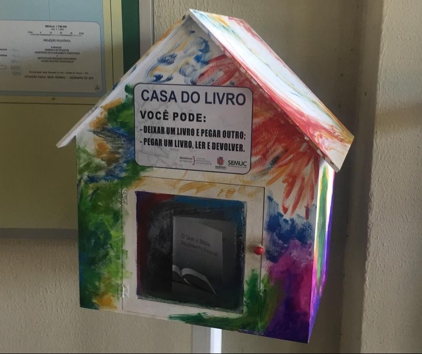 Em três meses, mais de mil livros circularam pela Casa do Livro