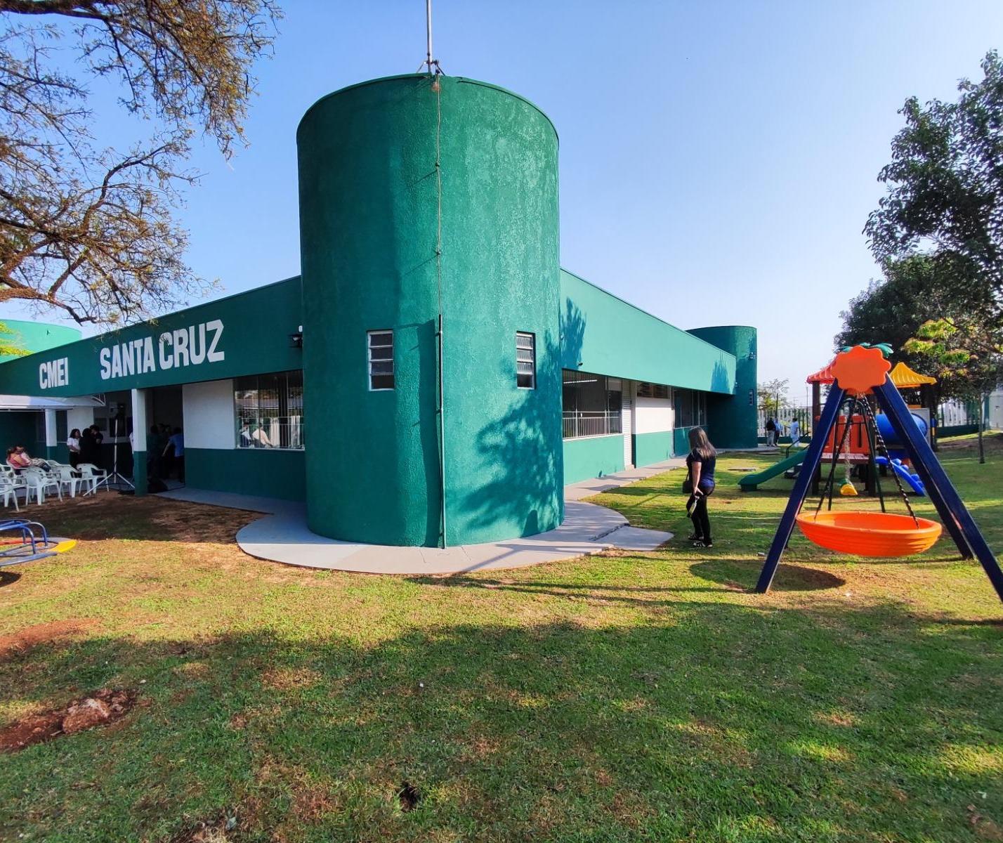 Lei proíbe homens em cuidados íntimos na educação infantil