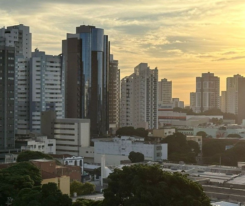 Veja a previsão do tempo para esta quinta-feira (4), em Maringá