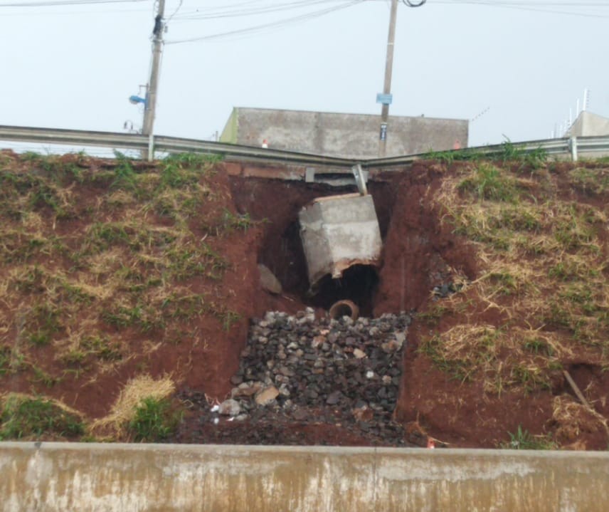 Dnit inicia reparos em paredões do Contorno Norte, em Maringá