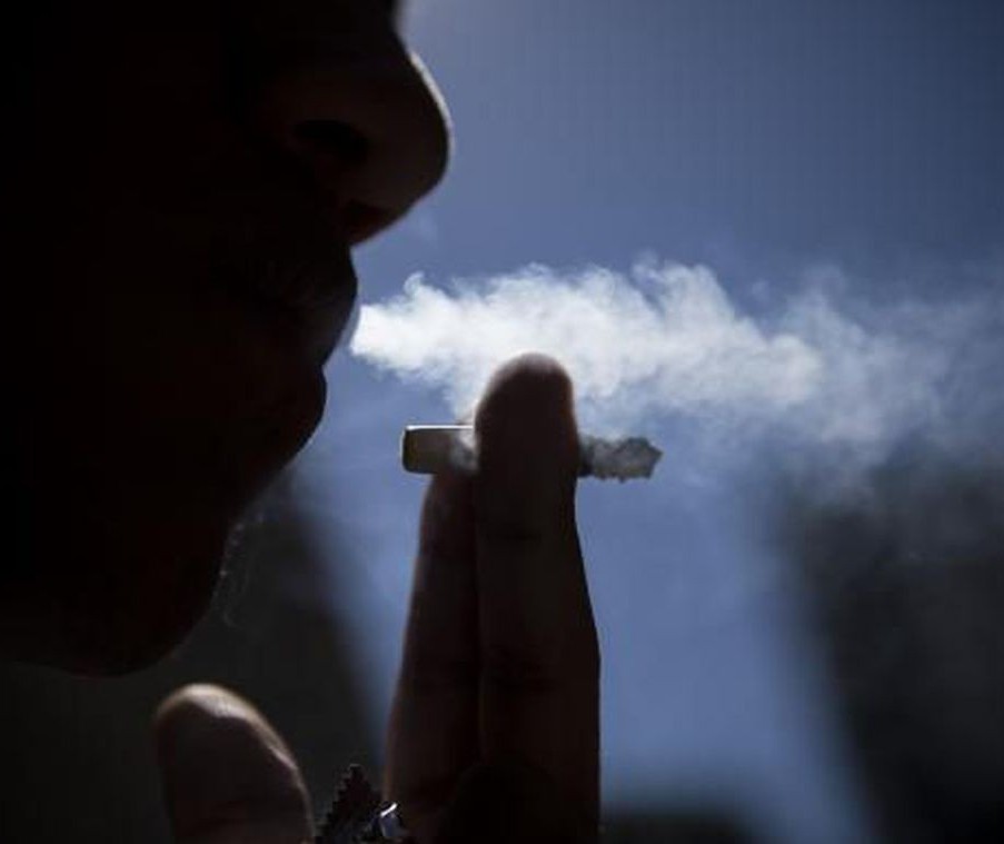 Número de homens que consomem tabaco está em declínio, diz ONU