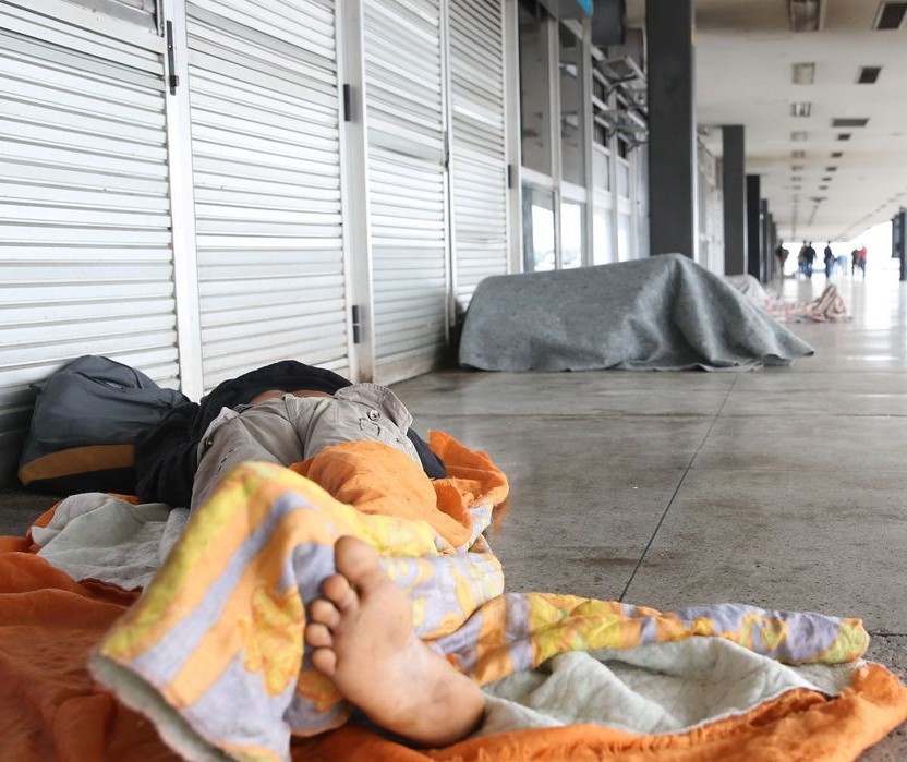 Três moradores de rua foram abrigados nesta madrugada