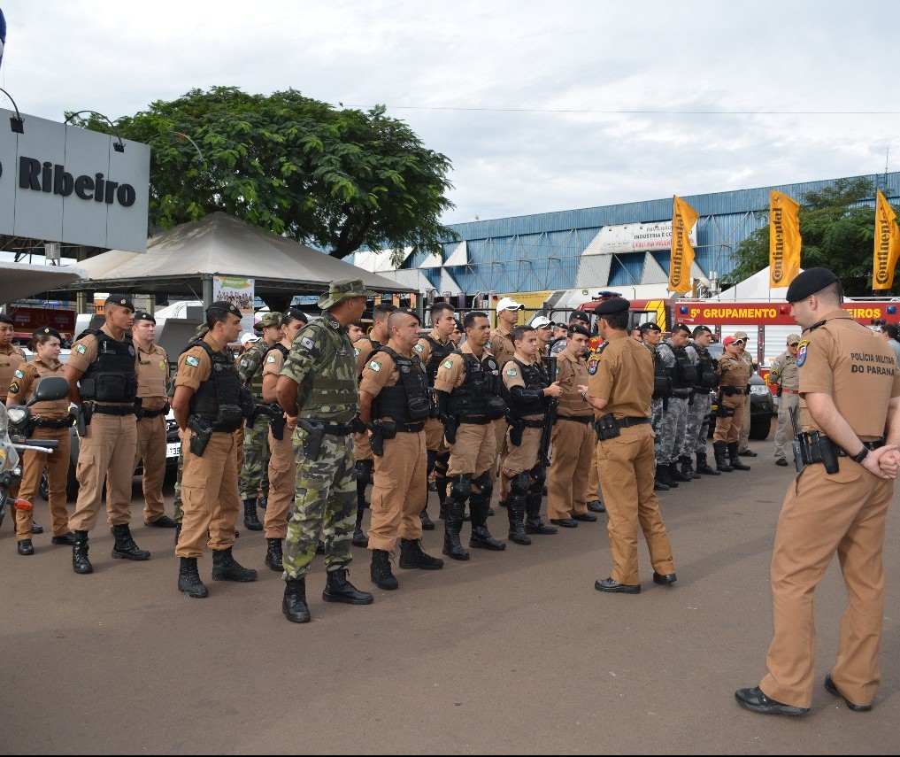 Em Maringá, operação conta com mais de 60 policiais