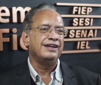 Desoneração da indústria deve ser meta do atual governo, diz presidente da Fiep 