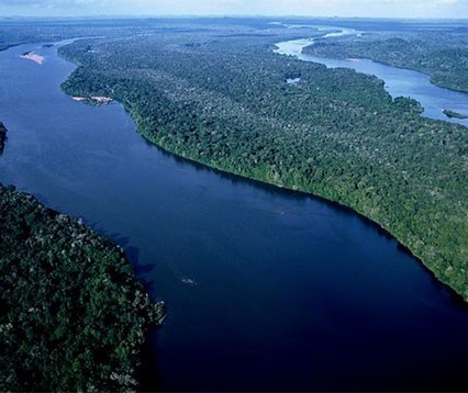 Água doce é um percentual mínimo na Terra