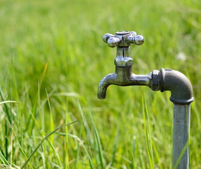 Chuva causa falta de energia e abastecimento de água em bairros de Maringá